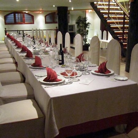 Hotel Mediterráneo Guardamar del Segura Buitenkant foto