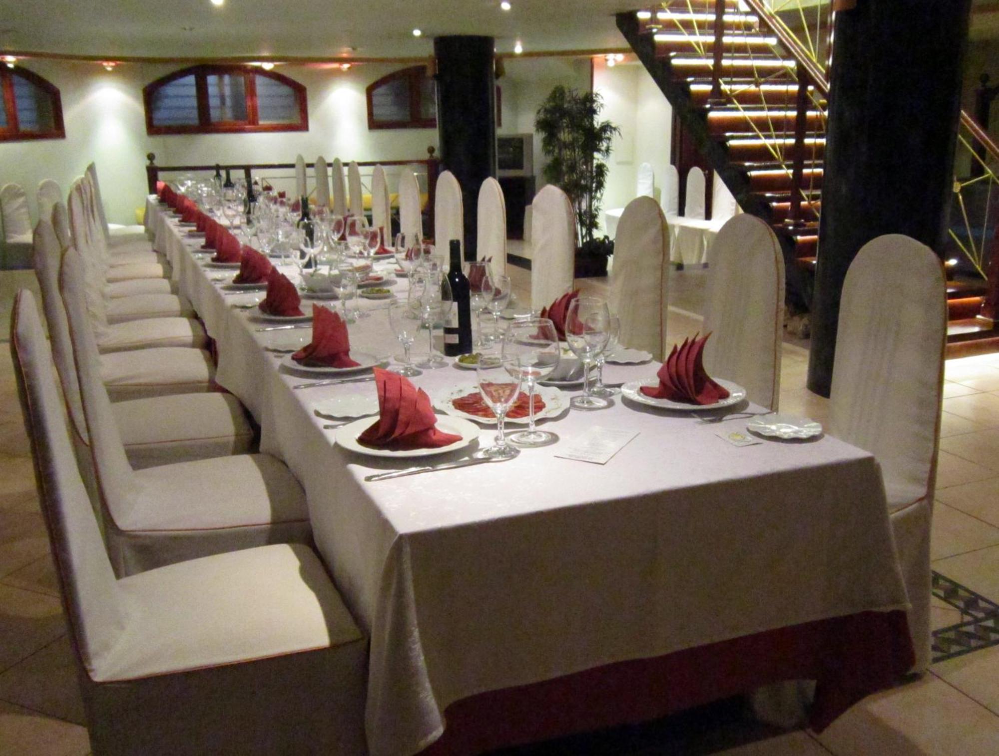 Hotel Mediterráneo Guardamar del Segura Buitenkant foto